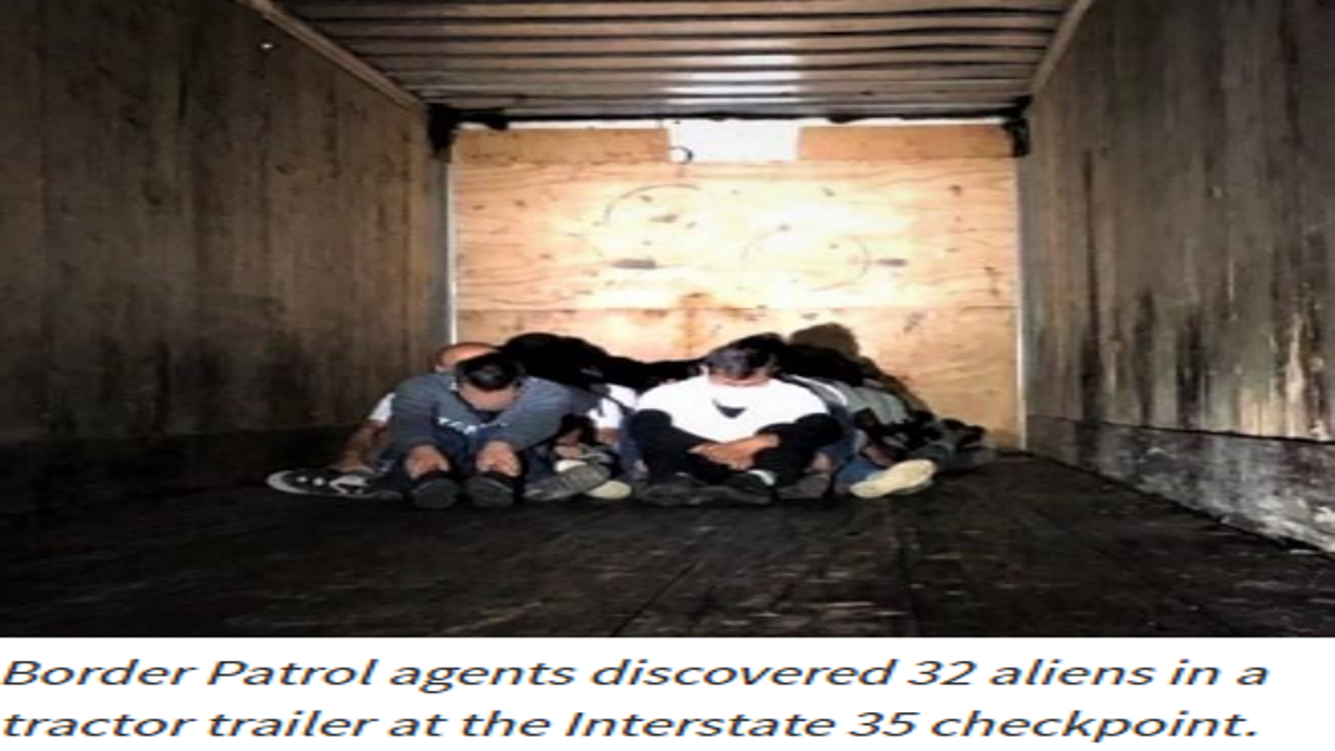Border Patrol Intercepts a Large Human Smuggling&nbsp;Attempt